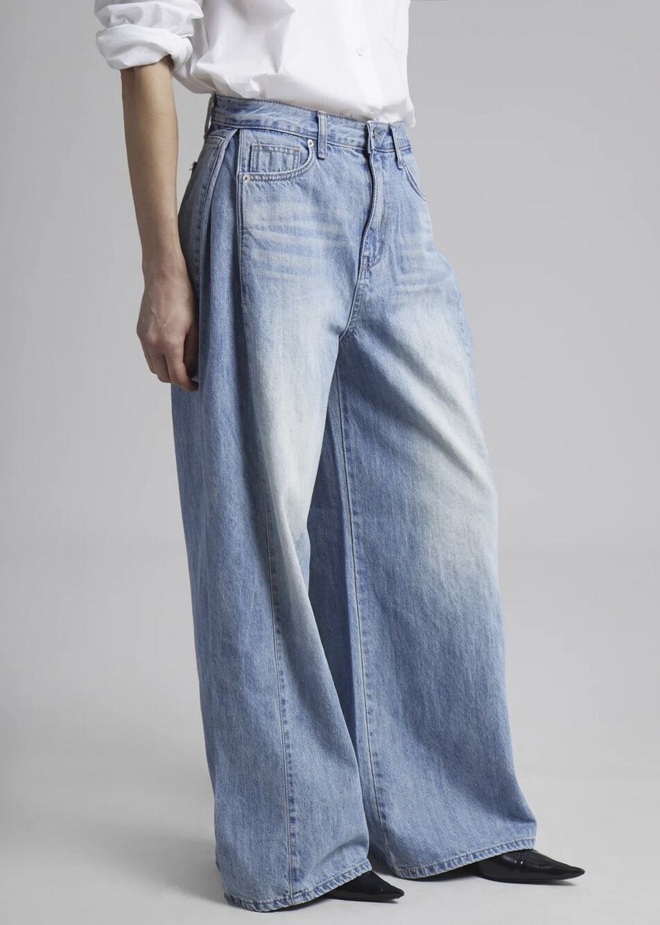 The Frankie Shop Oakley Blue Wash Wide Leg Jeans Size Medium